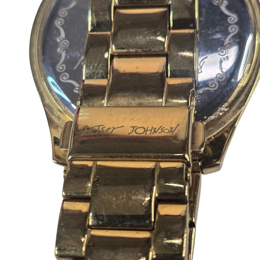 Betsey Johnson Watch GoldTone Crystal Bezel Hearts Battery Works silvertone face